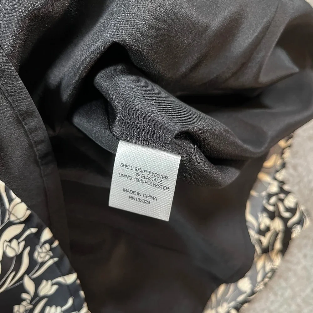 Lovers + Friends Size XS Dress Floral Print Puff Sleeve Square Neck Mini Black‎